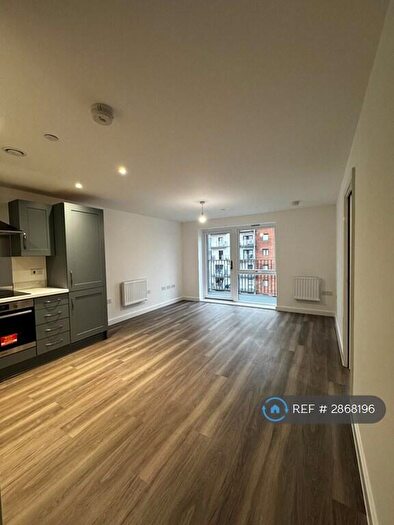 1 Bedroom Flat To Rent In John Thornycroft Road, Southampton, SO19