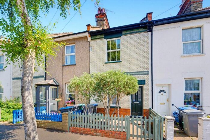 2 Bedroom Terraced House For Sale In Cromwell Road, HA0