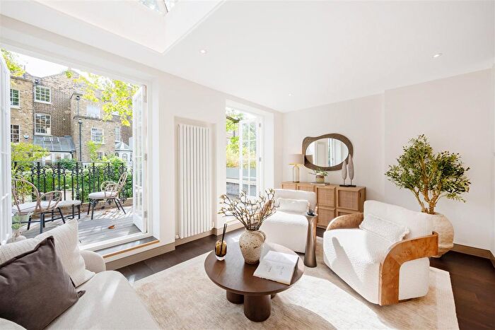 3 Bedroom Property For Sale In Caroline Terrace, Belgravia, SW1W