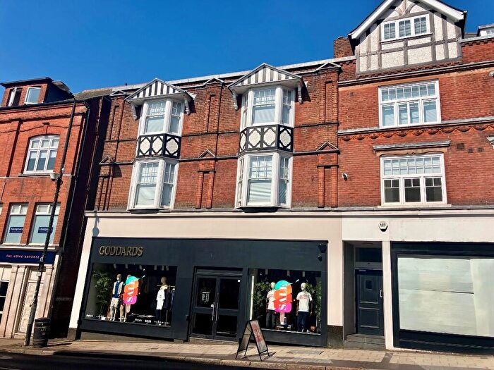 2 Bedroom Apartment To Rent In Chequer Street, St. Albans, Hertfordshire, AL1