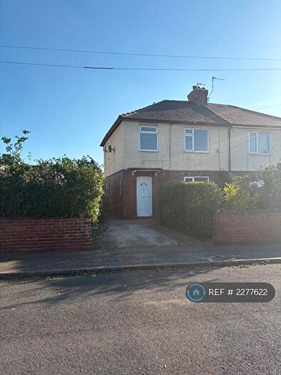 3 Bedroom Semi-Detached House To Rent In Rother Street, Brampton, Barnsley, S73