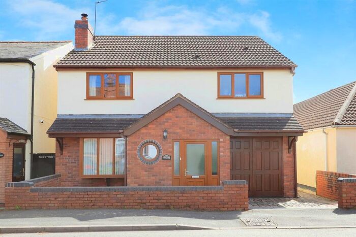 3 Bedroom Detached House For Sale In Summerfield Lane, Kidderminster, DY11