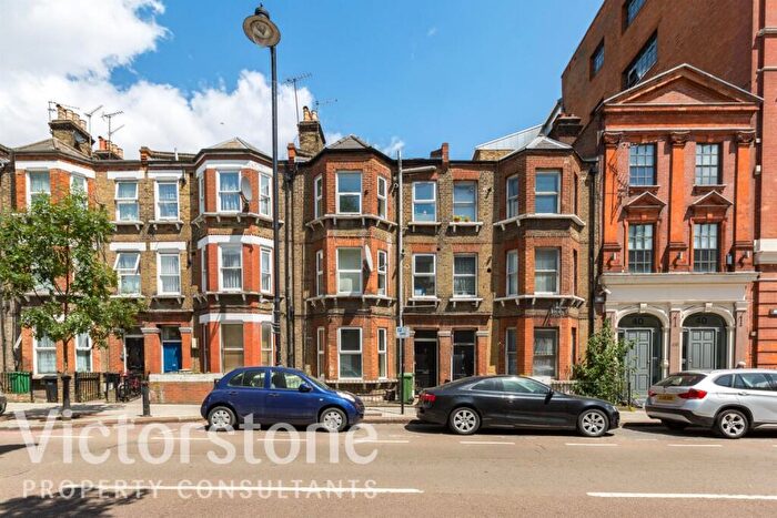 3 Bedroom Apartment To Rent In Camden Street, Camden, London, NW1