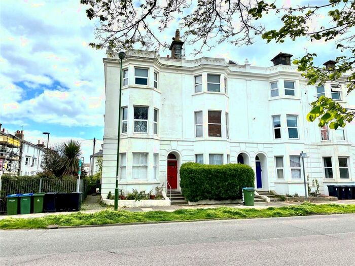 Apartment To Rent In St. Augustine Road, Littlehampton, BN17