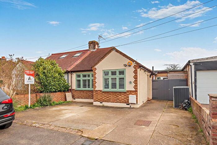 2 Bedroom Property For Sale In Rosary Gardens, Ashford, TW15