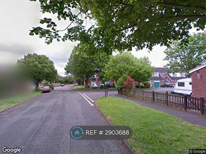2 Bedroom Flat To Rent In Hampton Close, Stevenage, SG2