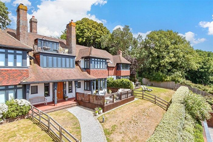 4 Bedroom Terraced House For Sale In Cannongate Road, Hythe, Kent, CT21