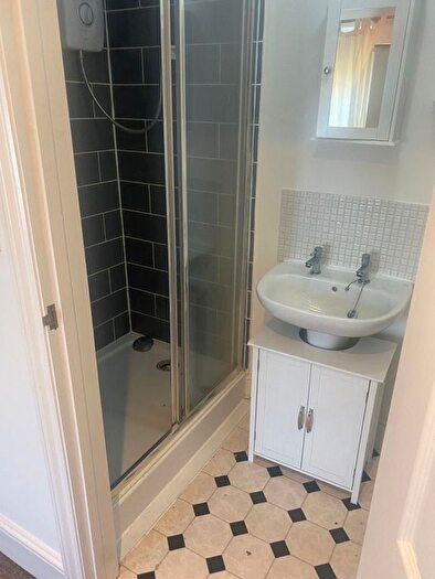 1 Bedroom Flat To Rent In Channel View Crescent, Bristol, BS20
