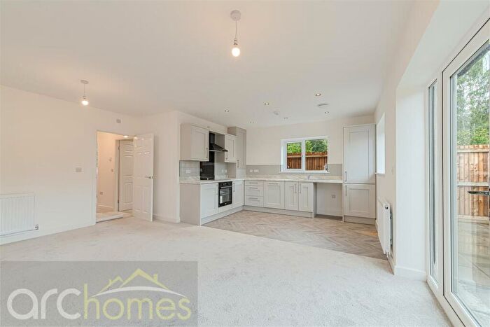 2 Bedroom Semi-Detached Bungalow For Sale In Samuel Close, Atherton, Manchester, M46