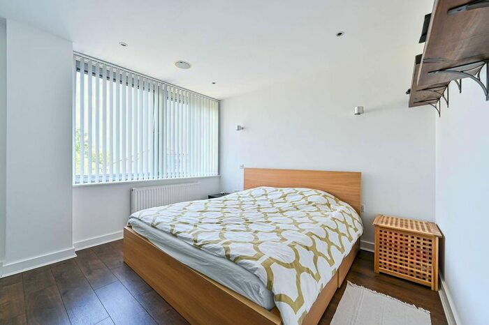 1 Bedroom Flat To Rent In Northbourne Road, Abbeville Village, London, SW4