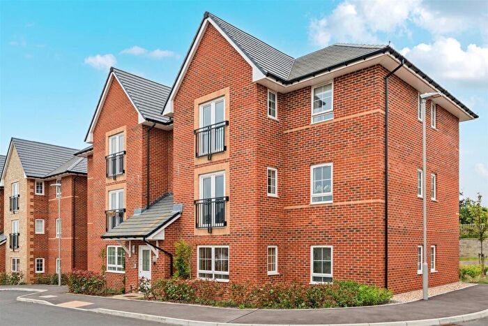 2 Bedroom Apartment For Sale In Rawlings Close, Compass Point, Swanage, BH19 - Photo 11