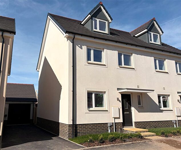 4 Bedroom Semi-Detached House For Sale In , EX39