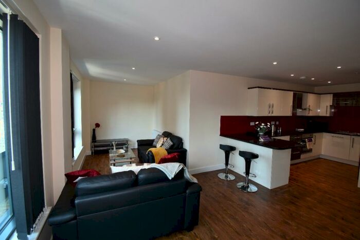2 Bedroom Apartment To Rent In Ecco, S11