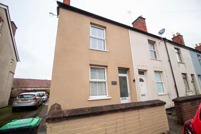 3 Bedroom End Of Terrace House To Rent In Newcastle Street, Huthwaite, NG17