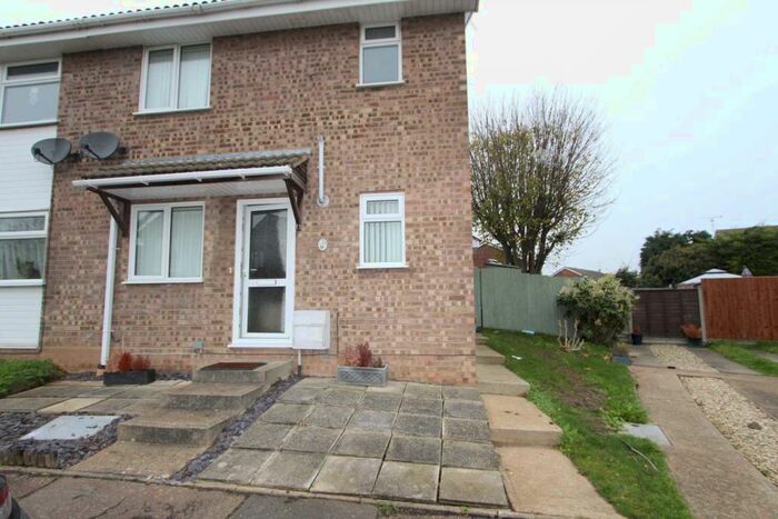 1 Bedroom Semi-Detached House To Rent In Coniston Eastwood Leigh On Sea, SS2