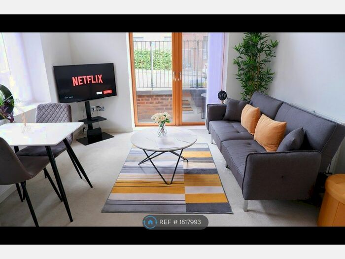 2 Bedroom Flat To Rent In Columbia Place, Milton Keynes, MK9