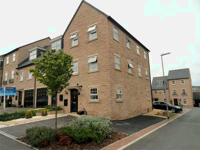 2 Bedroom End Of Terrace House To Rent In Marlington Drive, Ferndale, Huddersfield, HD2