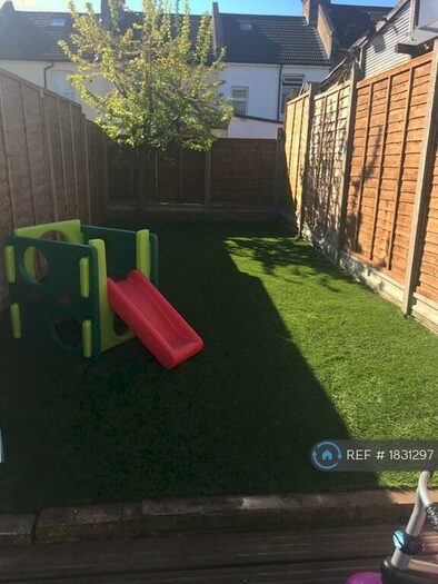 2 Bedroom Terraced House To Rent In Sydney Road, Sutton, SM1