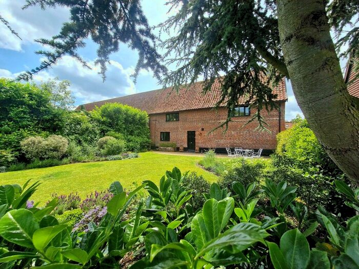 4 Bedroom Barn Conversion For Sale In Transport Lane, Hales Green, Loddon, NR14