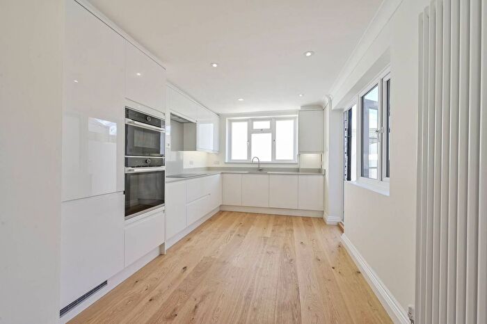 4 Bedroom Property To Rent In Sudlow Road, Wandsworth, London, SW18