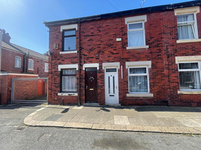 2 Bedroom End Of Terrace House For Sale In Melrose Avenue, Blackpool, FY3