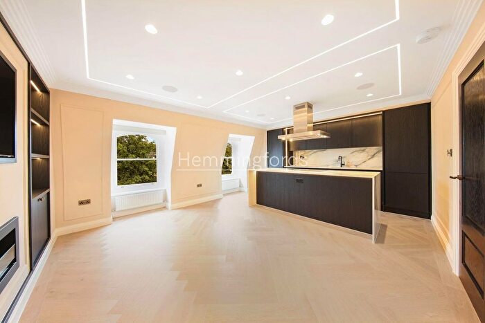 2 Bedroom Flat For Sale In Elgin Avenue, Miada Vale, W9