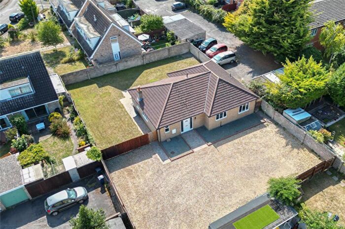 3 Bedroom Bungalow For Sale In Coldhams Lane, Cambridge, Cambridgeshire, CB1