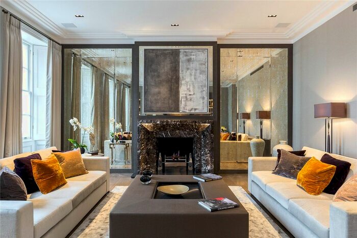 2 Bedroom Flat To Rent In Eaton Place, Belgravia, London, SW1X