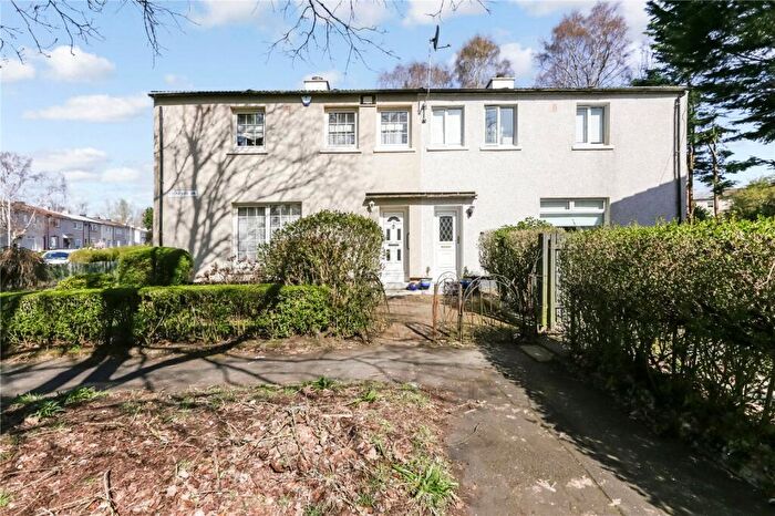 3 Bedroom Semi-Detached House For Sale In Stoneside Drive, Glasgow, Glasgow City, G43