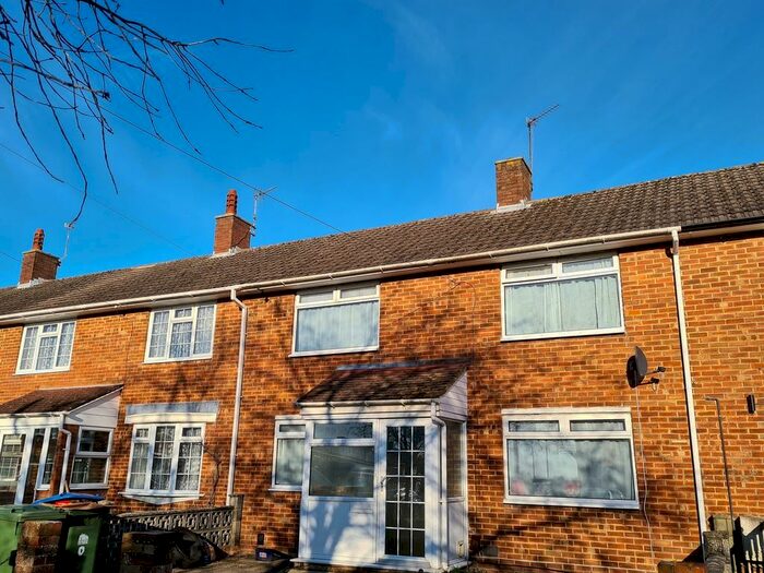 3 Bedroom Terraced House To Rent In Lulworth Green, Southampton, SO16