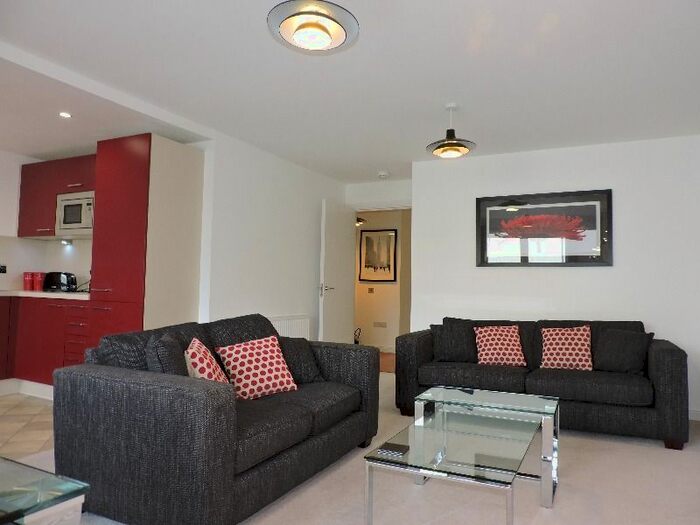 2 Bedroom Flat To Rent In City Mount, City Centre, Aberdeen, AB25