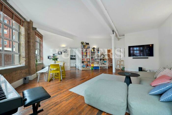 2 Bedroom Apartment To Rent In Dingley Place, London, EC1V