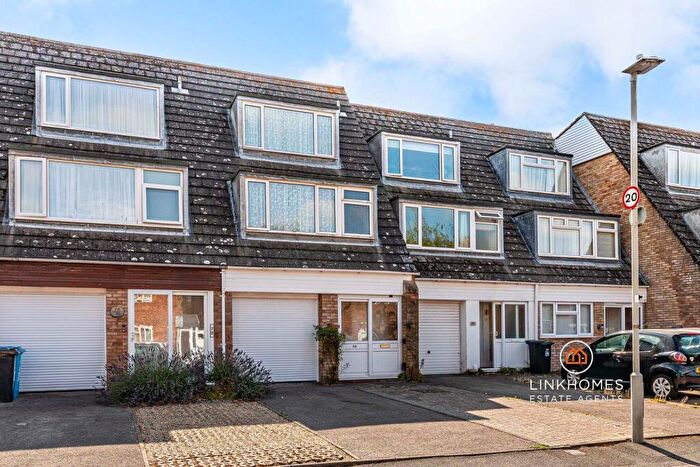 4 Bedroom Town House For Sale In Skinner Street, Poole, BH15