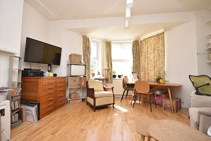 1 Bedroom Flat For Sale In Arthur Road, Margate, CT9 - Photo 5
