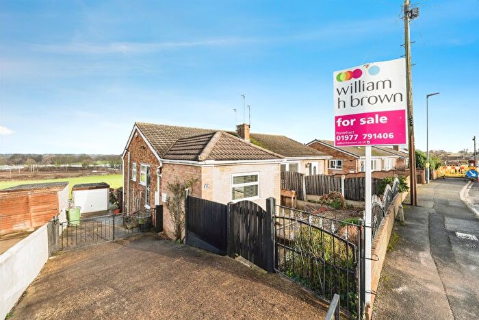 2 Bedroom Semi Detached Bungalow For Sale In Springvale Rise, Hemsworth, Pontefract, WF9