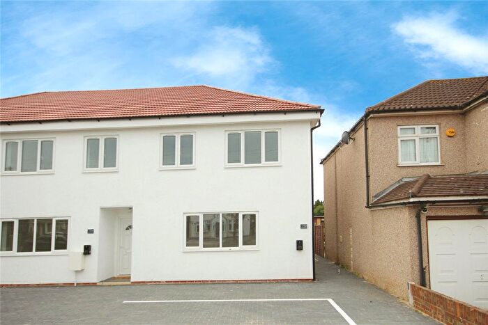 4 Bedroom End Of Terrace House To Rent In Frederick Road, Rainham, RM13