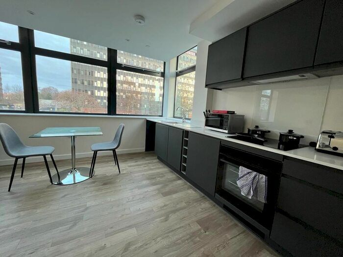 1 Bedroom Flat To Rent In Seymour Grove, Old Trafford, Manchester, M16