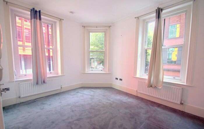 Studio To Rent In St Giles High Street, Covent Garden, London, WC2H