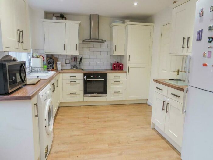 2 Bedroom Semi-Detached House For Sale In Cherry Tree Close, Mundford, IP26