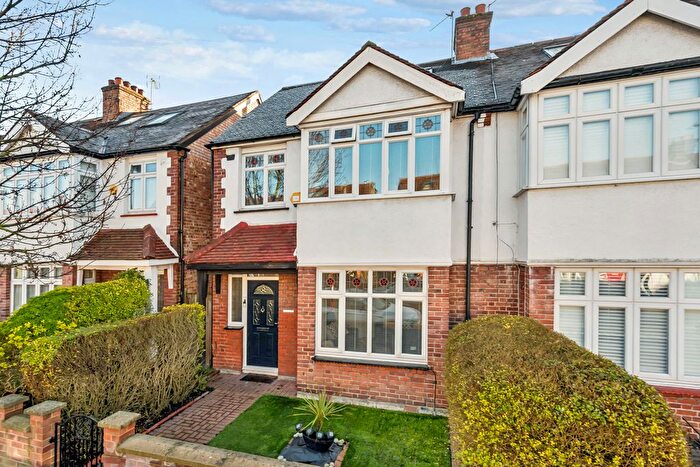 4 Bedroom Terraced House For Sale In Erlesmere Gardens, Ealing, London, W13