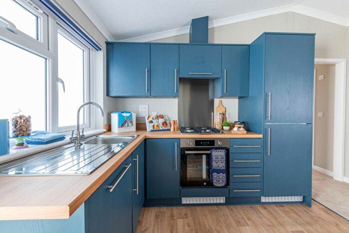 2 Bedroom Park Home For Sale In Bedwell Hey Lane, Witchford Nr Ely, CB6