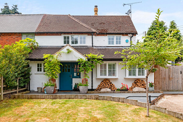 3 Bedroom Semi Detached House For Sale In Lapworth Street, Lowsonford, Warwickshire, B95