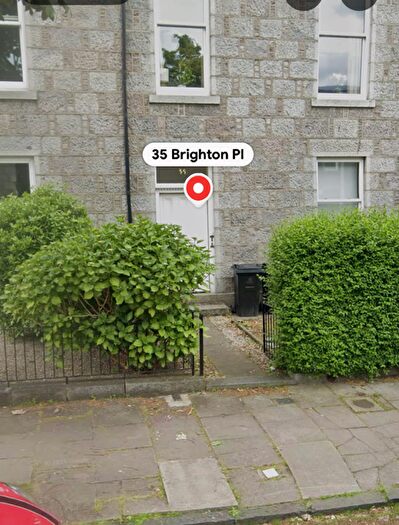 3 Bedroom Flat To Rent In Brighton Place, Aberdeen, AB10