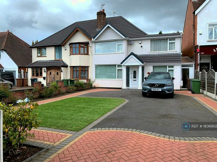 4 Bedroom Semi-Detached House To Rent In Haslucks Green Road, Shirley, Solihull, B90