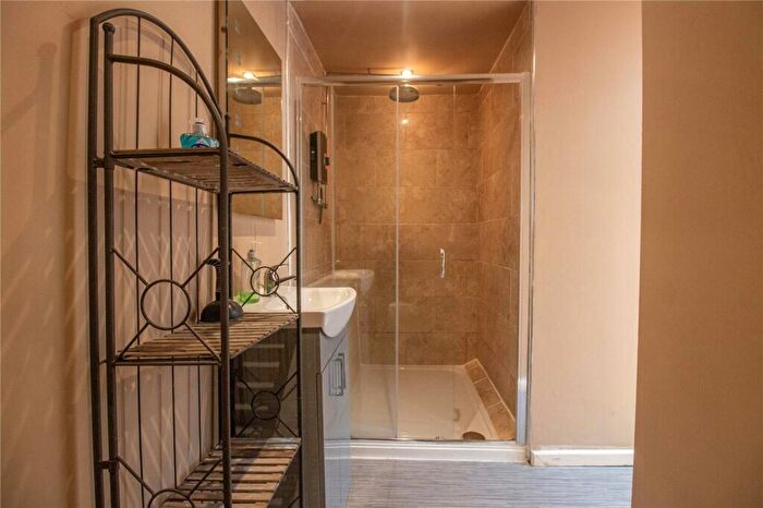 1 Bedroom End Of Terrace House For Sale In West Street, St. Philips, Bristol, Somerset, BS2