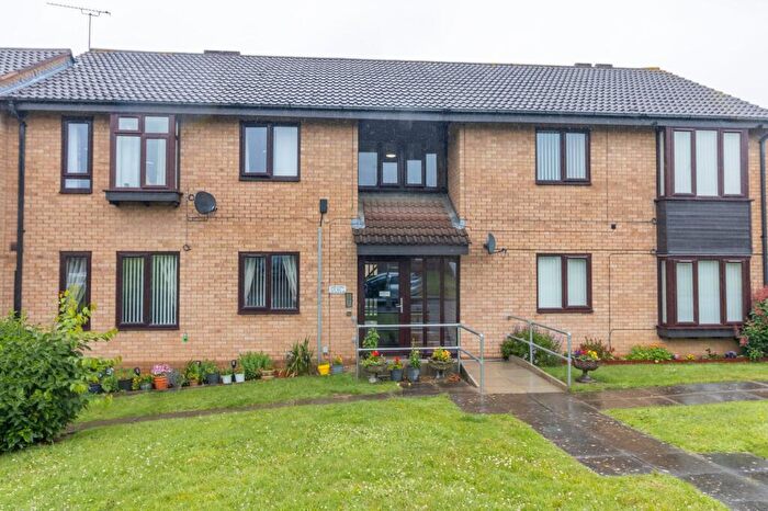 2 Bedroom Flat For Sale In Fern Close, Thurnby, LE7