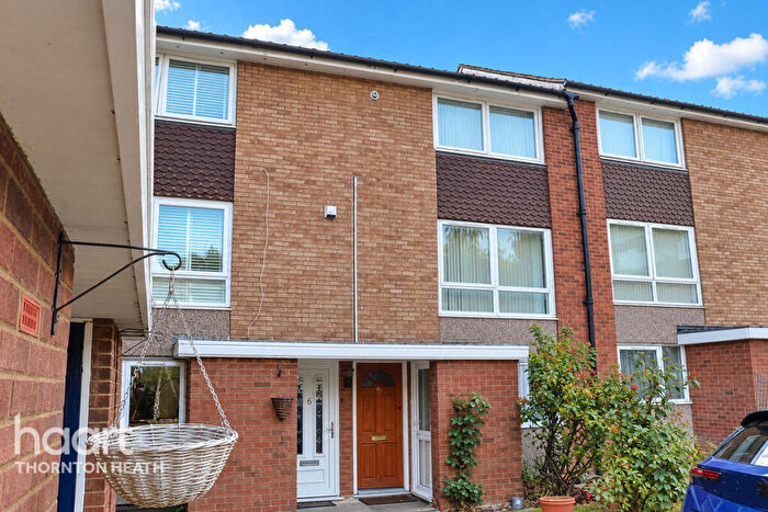 2 Bedroom Flat For Sale In Selhurst Road, London, SE25
