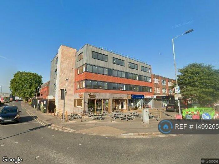 1 Bedroom Flat To Rent In Montrose House, Slough, SL1