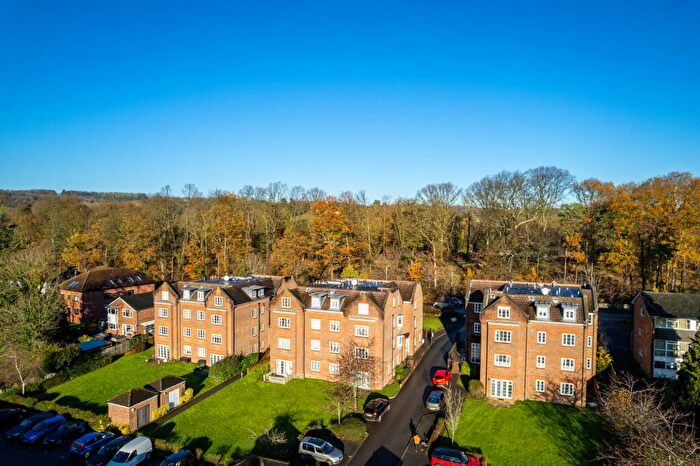 2 Bedroom Flat To Rent In Gatton Park Road, Parkside Court, RH1