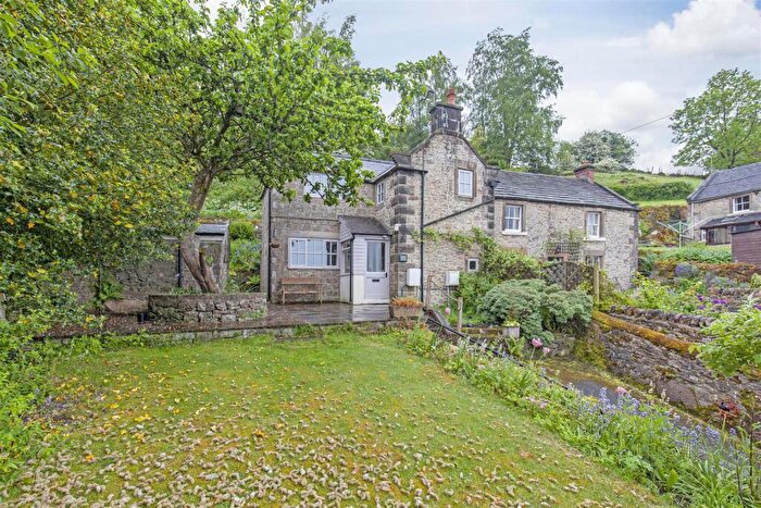 2 Bedroom Cottage To Rent In North View, Winster, Matlock, DE4